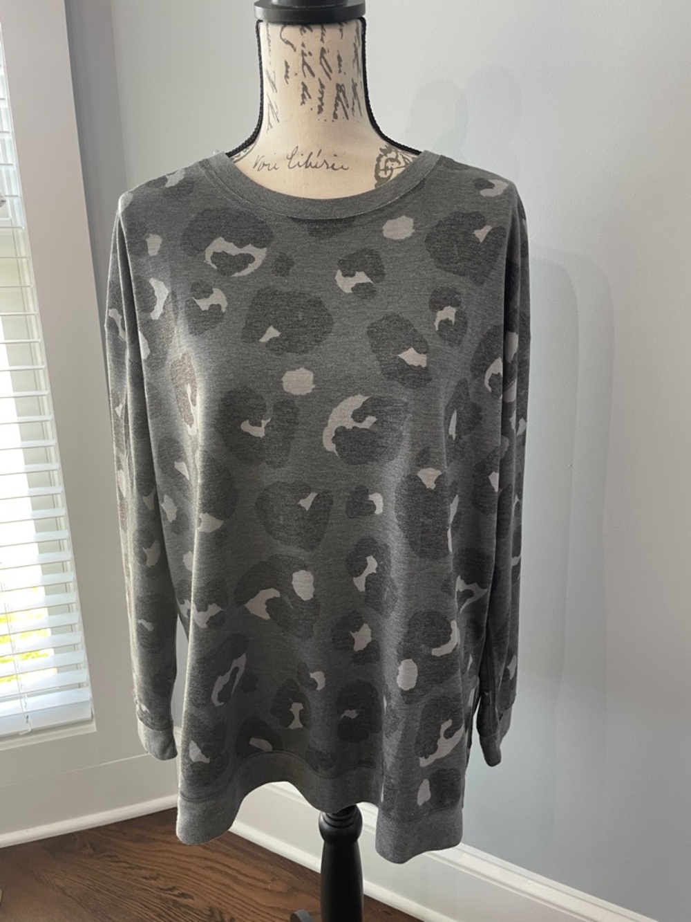 Mud Pie Gray Leopard Print Long Sleeve Top